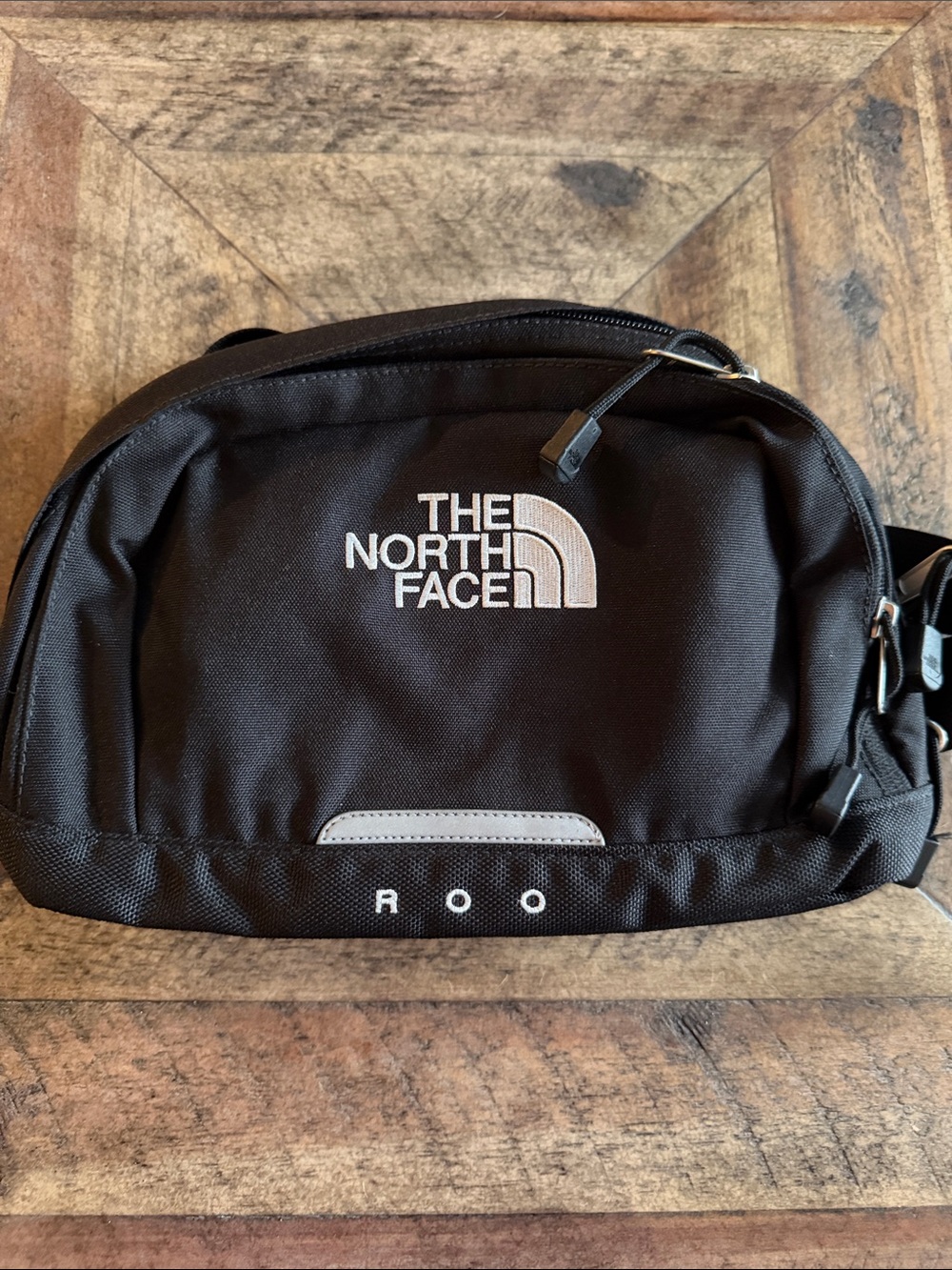 The North Face Roo Lumbar Pack Black Waist Belt Bag with Reflective Accent